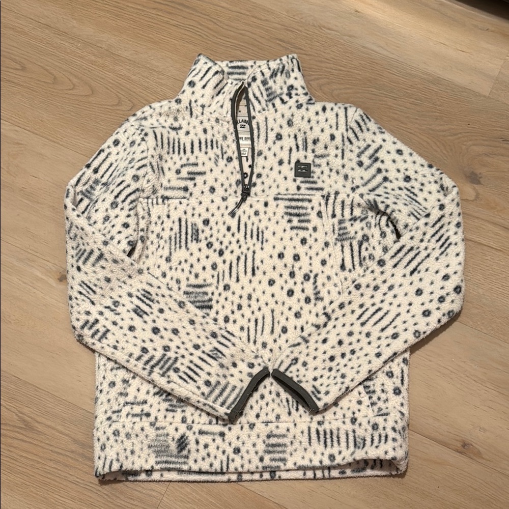 Patterned Billabong Fleece Pullover - image 1